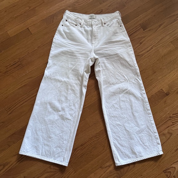 Abercrombie White Wide-Leg Jean - Picture 6 of 10